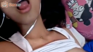 OmeTv Abg Binal Sange Colmek Brutal Mendesah (Sound On)