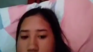 OmeTv Cewek Indo tergoda Kontol Bule sampe Colmek