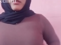 OmeTv Jilbab Tobrut  Sange Pamer Toket Gede