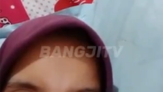OmeTv Abg Jilbab Polos malu-malu tapi sange