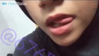 Ometv jilbab Cantik Polos Mau menemin coli